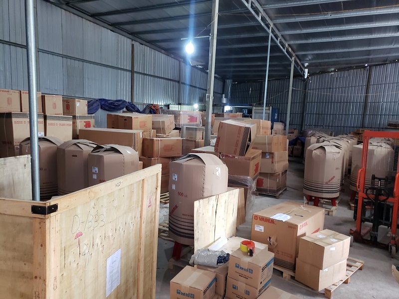 Kho hàng bình tích áp Varem